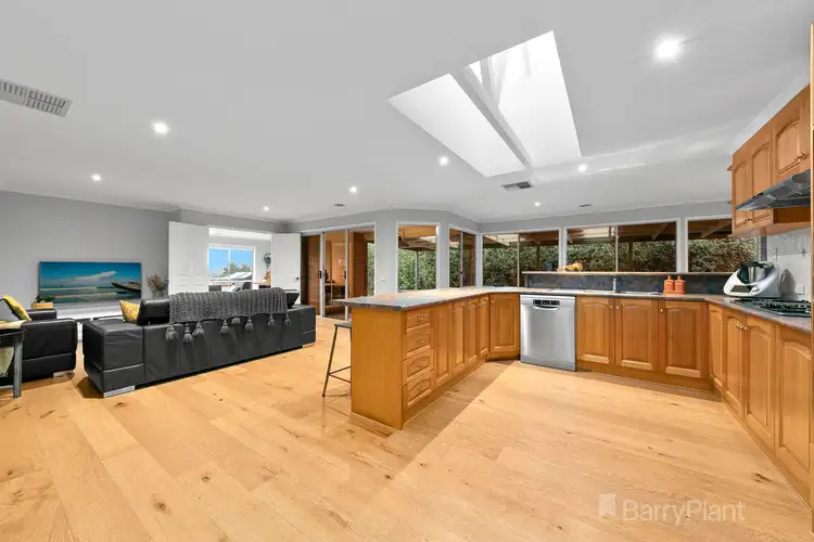 Fifth view of Homely house listing, 6 Clearview Court, Garfield VIC 3814