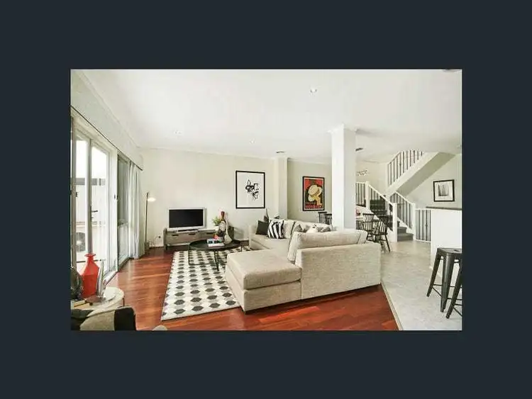 Second view of Homely townhouse listing, 2/20 Tulloch Grove, Glen Waverley VIC 3150