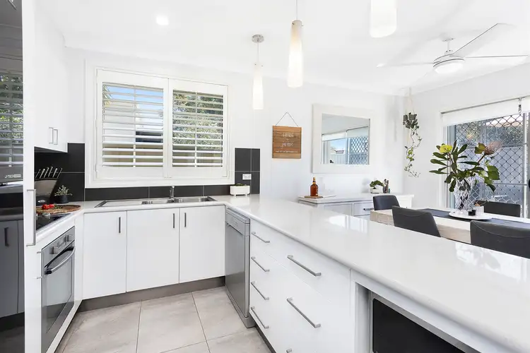 Fourth view of Homely villa listing, 2/425 President Avenue, Kirrawee NSW 2232