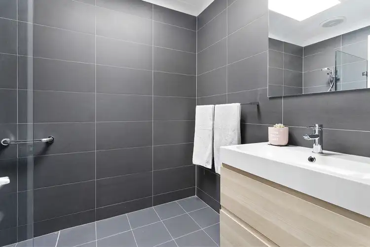Fifth view of Homely villa listing, 2/425 President Avenue, Kirrawee NSW 2232