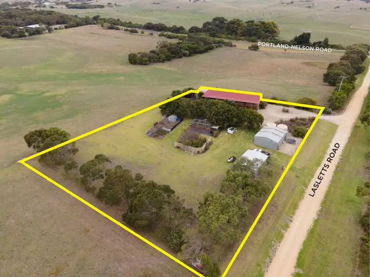 22 Lasletts Road, Nelson VIC 3292
