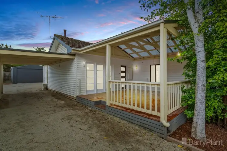 54 Lampard Road, Drouin VIC 3818
