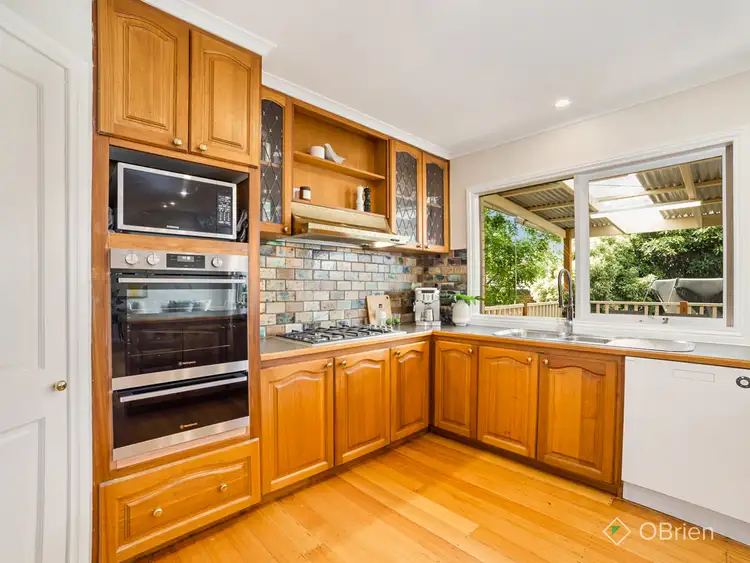 Fourth view of Homely house listing, 6 Annette Court, Langwarrin VIC 3910