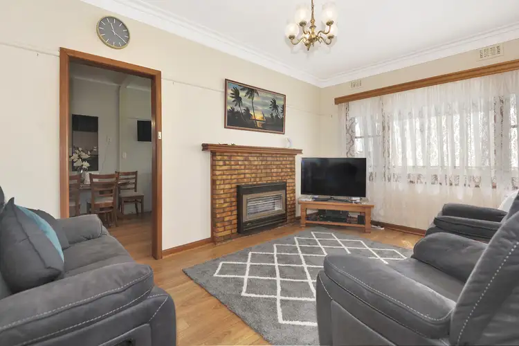Second view of Homely house listing, 25 Rinford Street, Maryborough VIC 3465