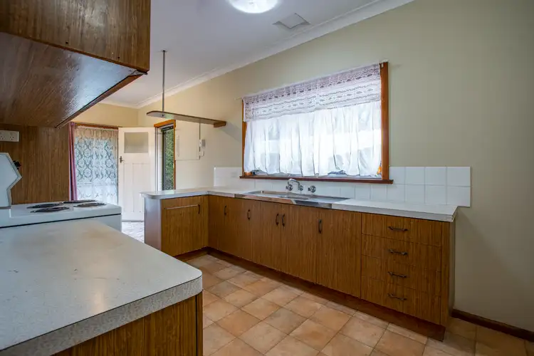 Fourth view of Homely block of units listing, 1033 Yensch Avenue, North Albury NSW 2640