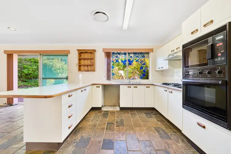 Second view of Homely house listing, 25 Donna Close, Lisarow NSW 2250