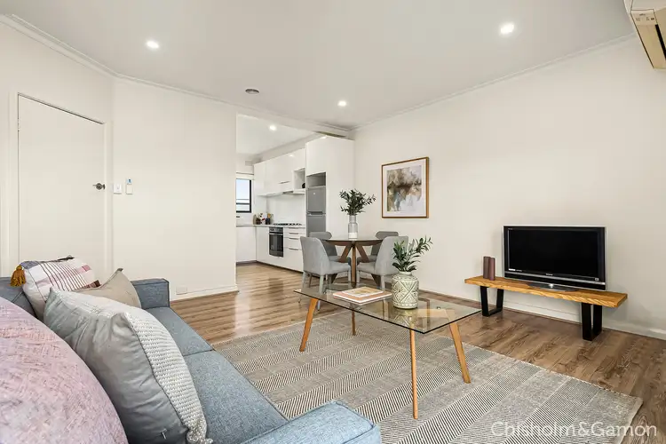 8/35 Pine Avenue, Elwood VIC 3184