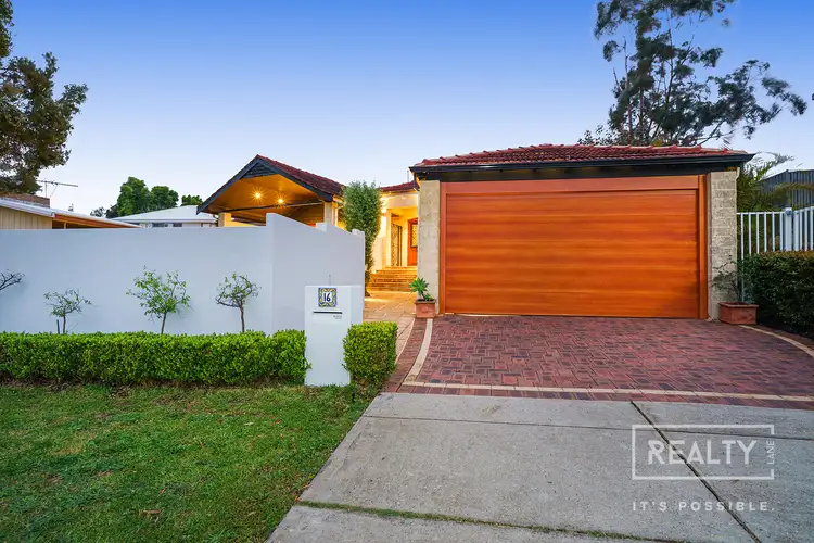 16 Crabbe Place, Karrinyup WA 6018