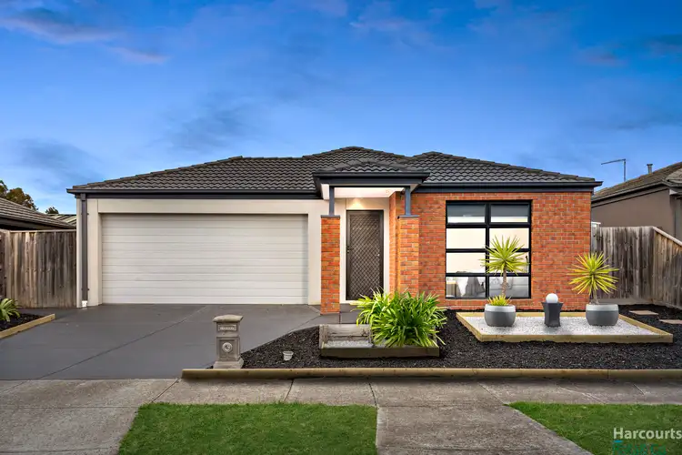 8 Escape Drive, Doreen VIC 3754