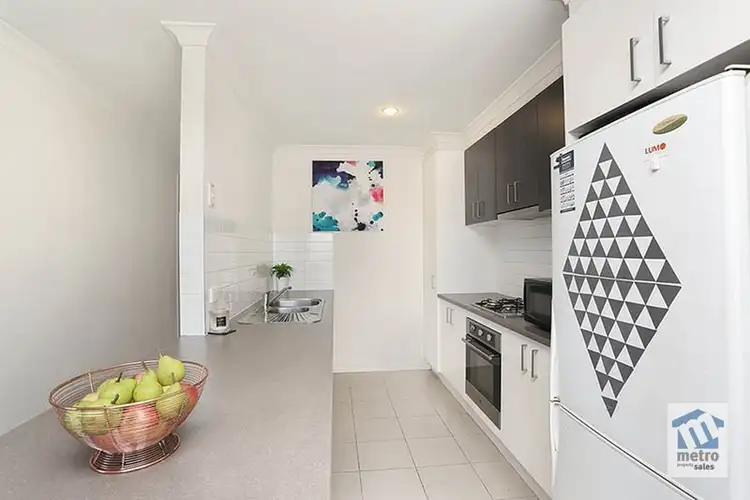Second view of Homely house listing, 10 Alapont Close, Pakenham VIC 3810