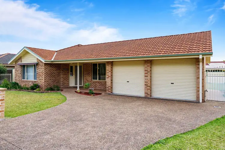 2 Renee Close, Lake Haven NSW 2263