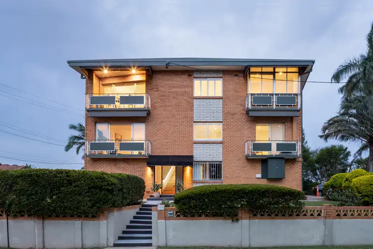 Second view of Homely apartment listing, 1/5 Gordon Street, Hawthorne QLD 4171