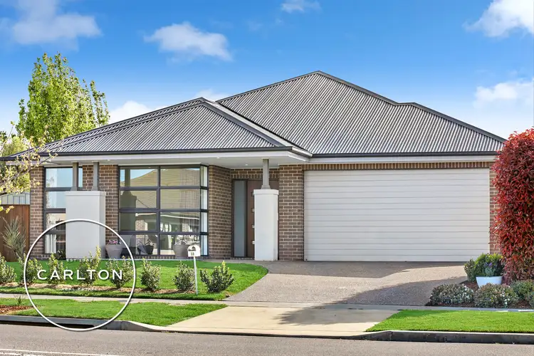 33 Renwick Drive, Renwick NSW 2575