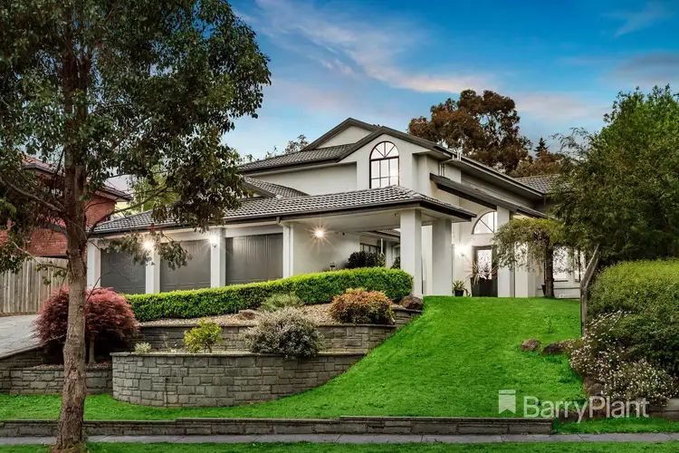 8 Sunrise Drive, Greensborough VIC 3088