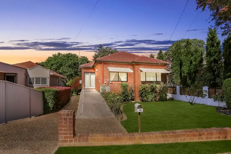 18 Nelson Road, Earlwood NSW 2206