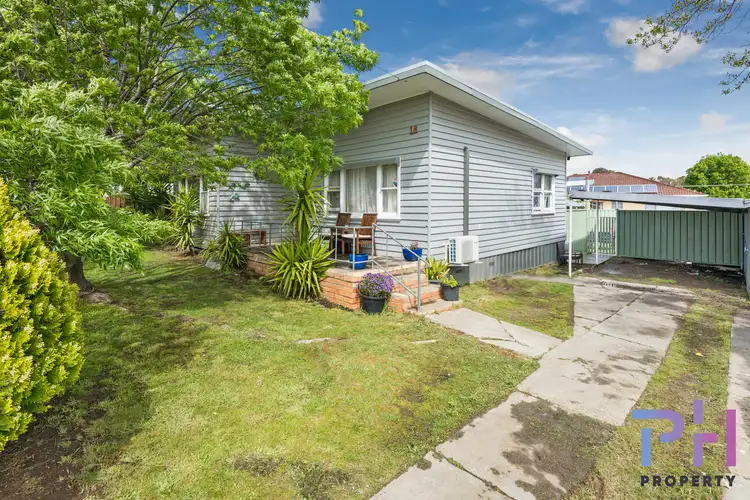 18 Lansell Street, Kangaroo Flat VIC 3555