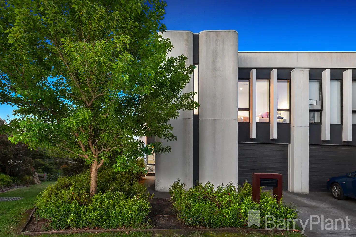 Main view of Homely house listing, 21 Edinburgh Circuit, Bundoora VIC 3083