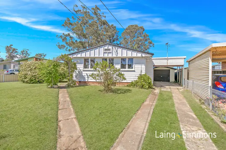 16 Cumbernauld Crescent, Dharruk NSW 2770