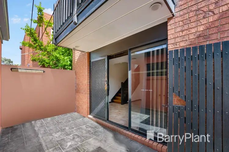 Main view of Homely townhouse listing, 2/6 John Street, St Albans VIC 3021