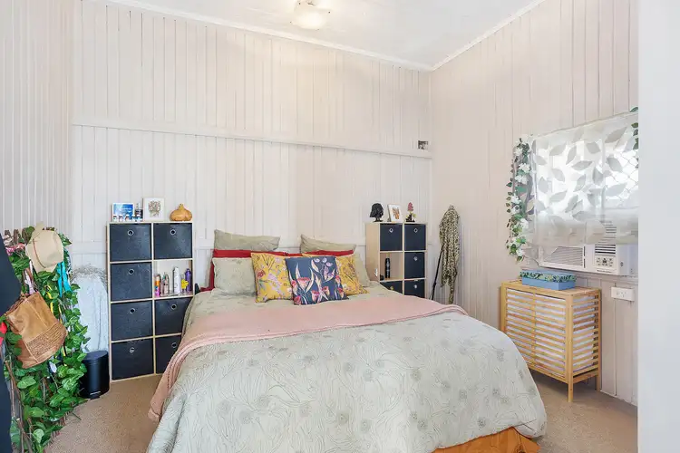 Fifth view of Homely semi-detached listing, 92 Princess Street, Berserker QLD 4701