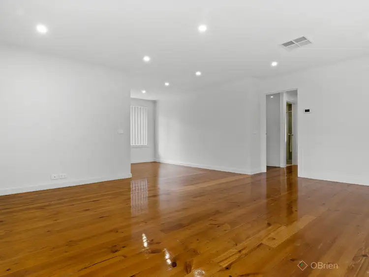 Fourth view of Homely house listing, 1/11 Driftwood Court, Narre Warren VIC 3805