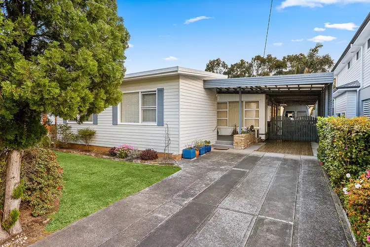 44 Ellengowan Crescent, Fairy Meadow NSW 2519