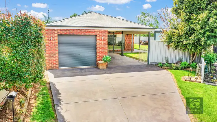 Second view of Homely house listing, 7 Orkney Court, Moama NSW 2731