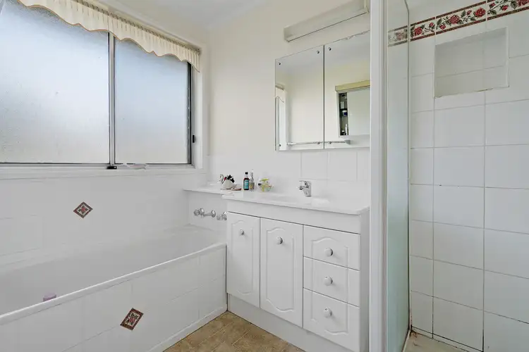 Sixth view of Homely house listing, 3 Alonzo Court, Frankston VIC 3199