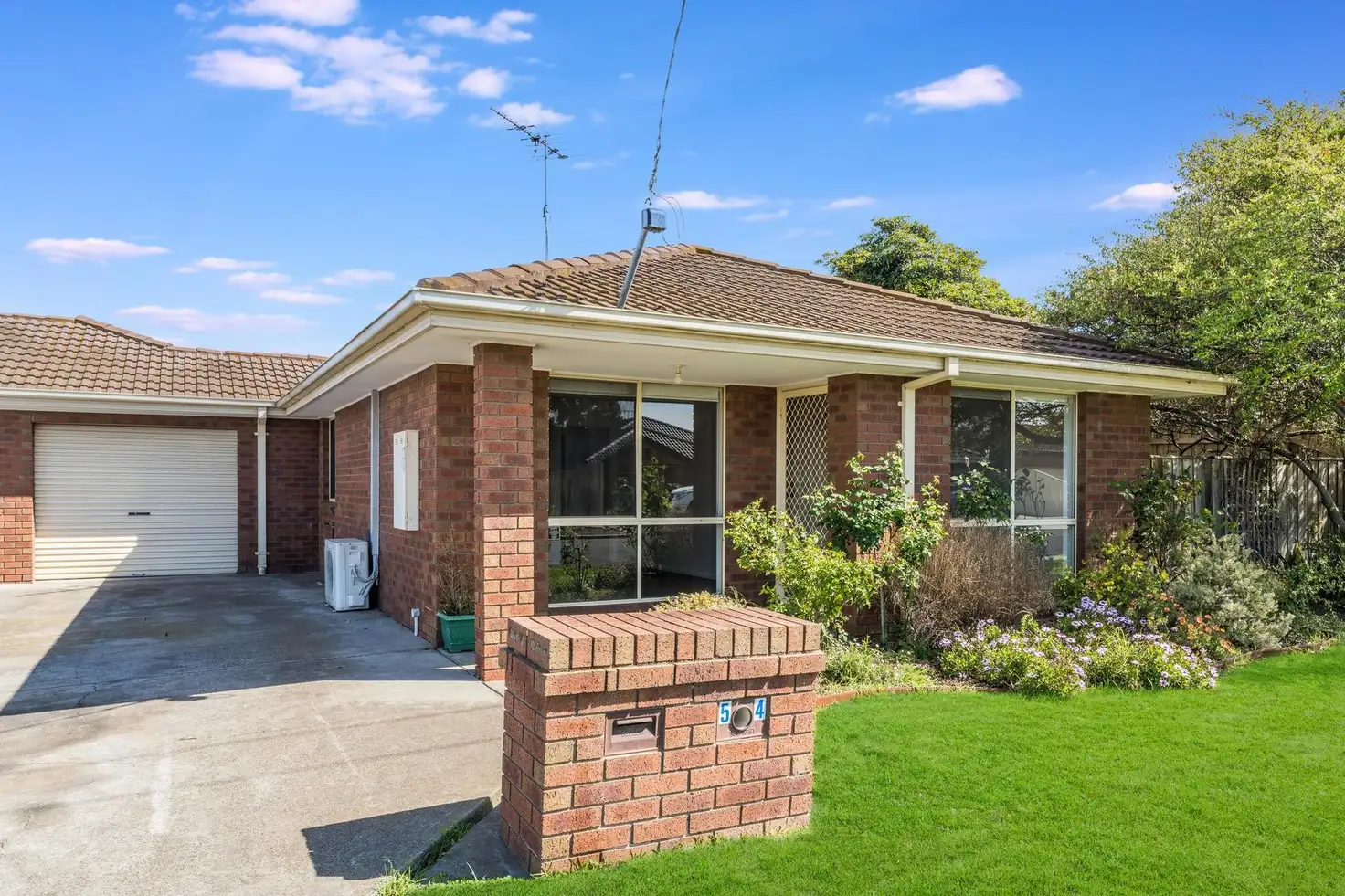 Main view of Homely unit listing, 54 Malinda Crescent, Bell Park VIC 3215