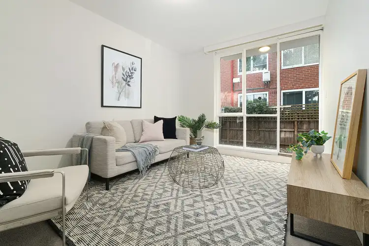 2/32 Wynnstay Road, Prahran VIC 3181