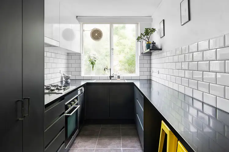 10/494a Glenferrie Road