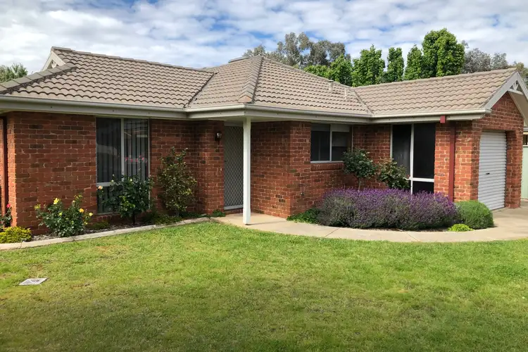 68 Crawshaw Crescent