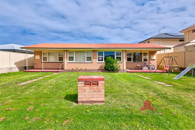 10 Holywell Street, South Bunbury WA 6230
