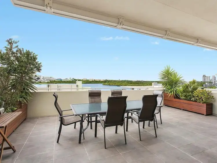 619/16 Marine Parade, Wentworth Point NSW 2127