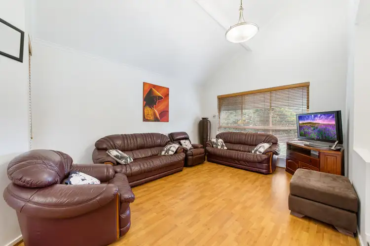 Fourth view of Homely house listing, 5 Bernborough Court, Keilor Downs VIC 3038