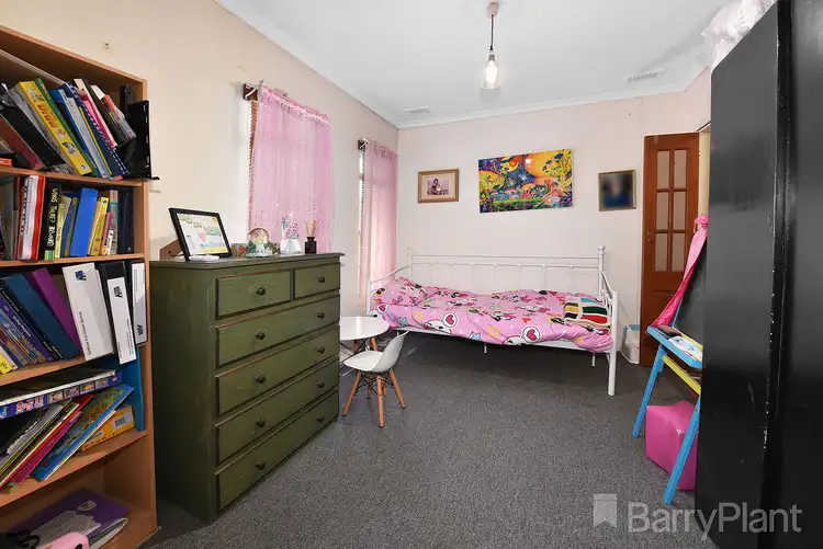 Sixth view of Homely house listing, 5 Amaroo Street, Chadstone VIC 3148