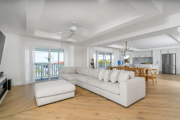 Second view of Homely house listing, 8 Echuca Crescent, Banora Point NSW 2486