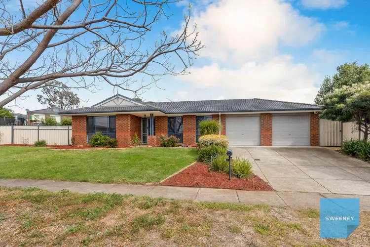 52 Grantleigh Drive, Darley VIC 3340