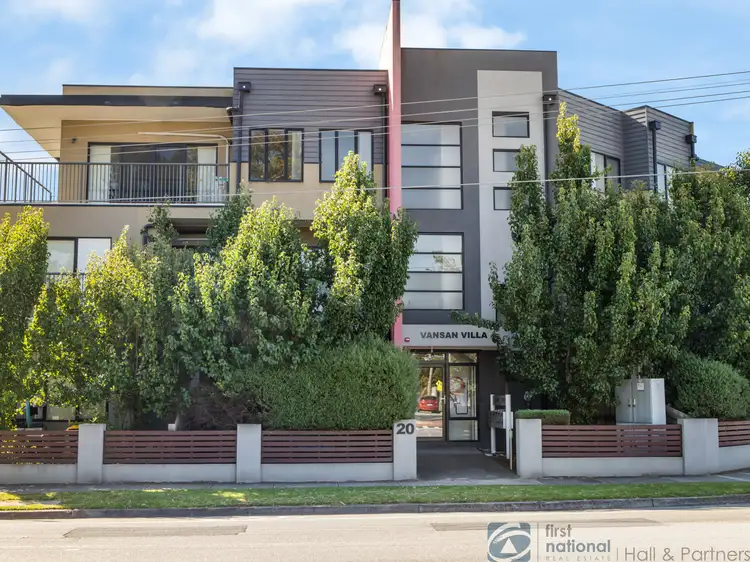 2/20 James Street, Dandenong VIC 3175