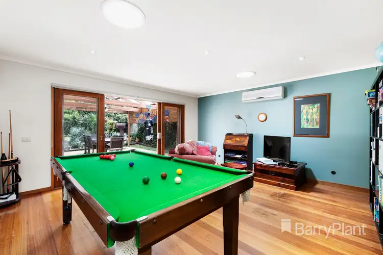 Fifth view of Homely house listing, 2 Somerset Drive, Viewbank VIC 3084