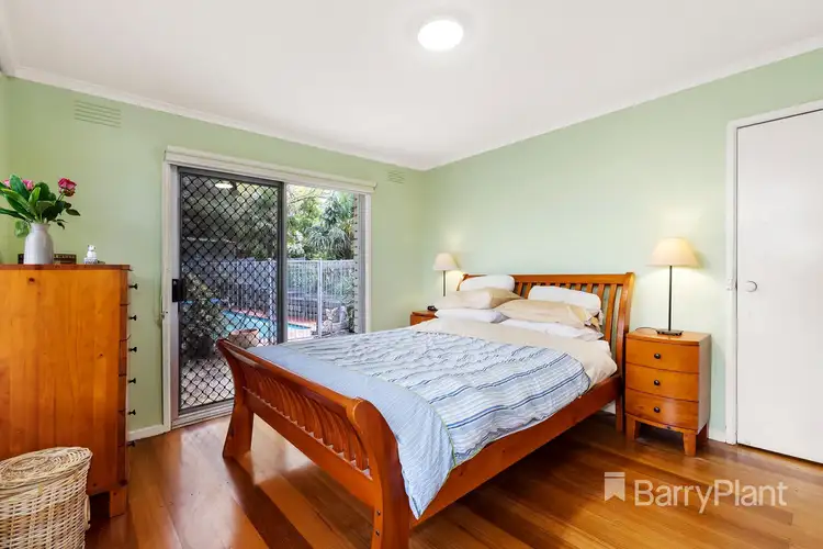 Sixth view of Homely house listing, 2 Somerset Drive, Viewbank VIC 3084
