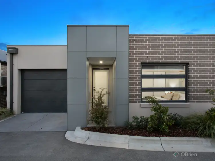 Main view of Homely unit listing, 11 Ezra Crescent, Officer VIC 3809