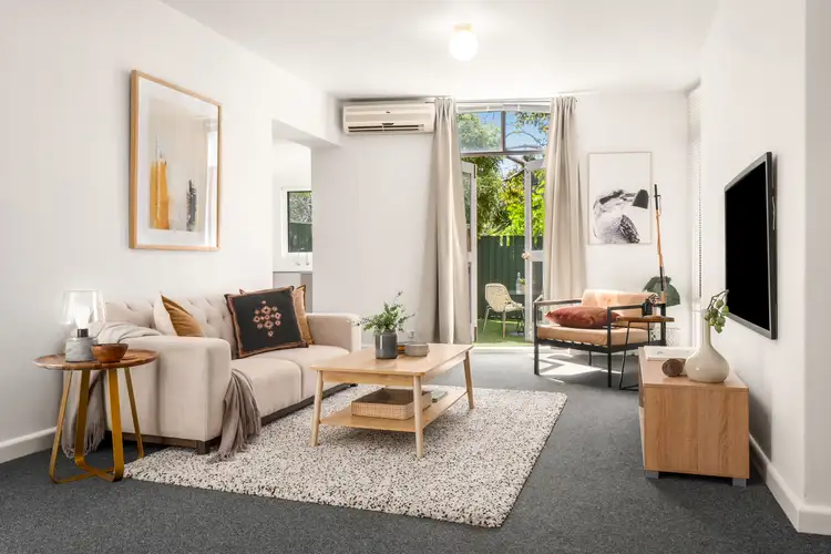 Main view of Homely apartment listing, 5/17 The Avenue, Windsor VIC 3181
