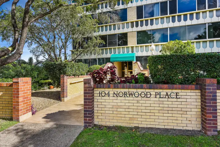 21/104 Station Road, Indooroopilly QLD 4068