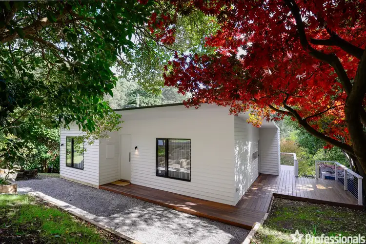 15 Pheasant Parade, Warburton VIC 3799