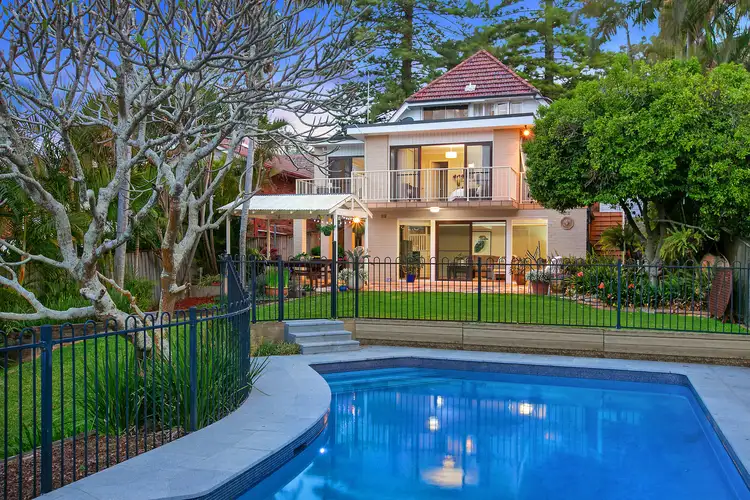 51 Anzac Avenue, Collaroy NSW 2097
