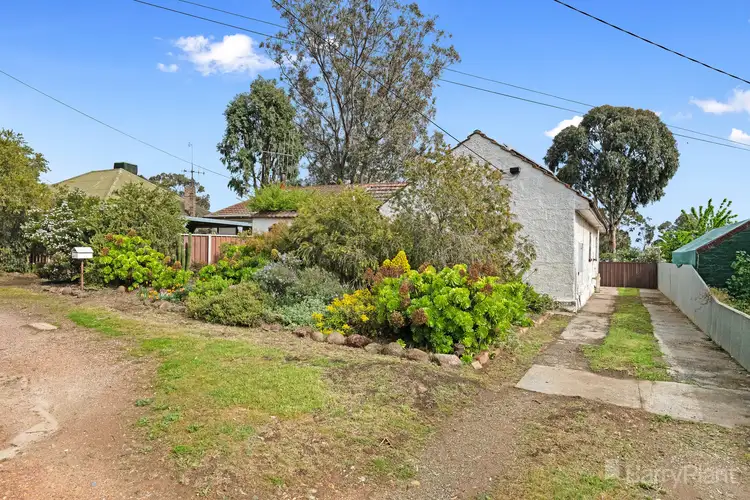 14 Watson Avenue, Eaglehawk VIC 3556