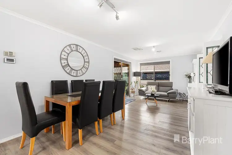 Fifth view of Homely house listing, 8 Romeo Court, Mill Park VIC 3082