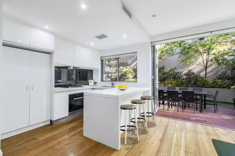 2/1 Parkes Road, Artarmon NSW 2064