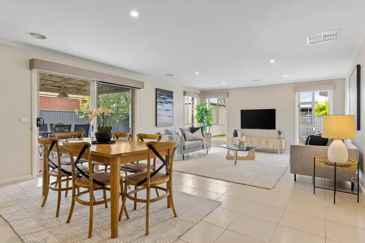 Fifth view of Homely house listing, 10 Copeworth Court, Alfredton VIC 3350